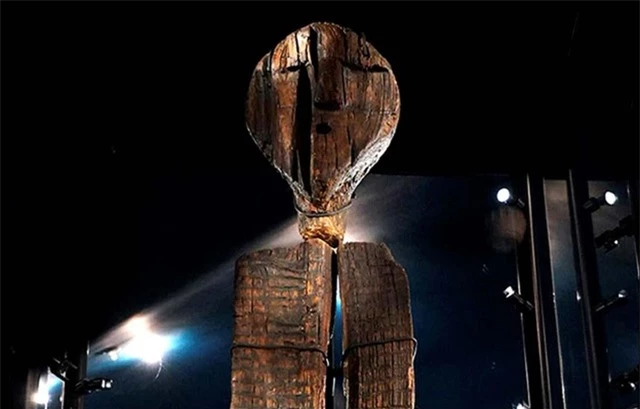 Bí ẩn thông điệp “Thần tượng” 7 mặt 11.000 năm tuổi - 1