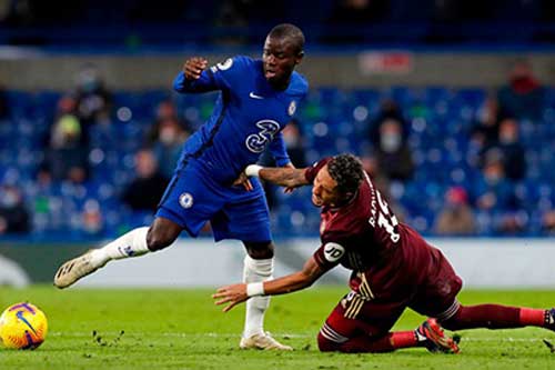 Fan Chelsea sung sướng tột độ vì 'máy chạy' Kante