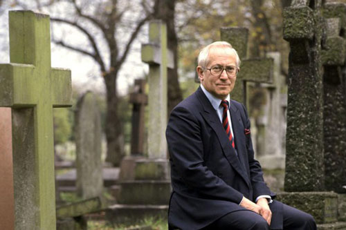 Điệp viên hai mang Gordievsky khai gì khi uống 'thuốc nói sự thật'?