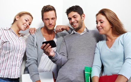 Tìm thấy “vùng bạn bè” trên não