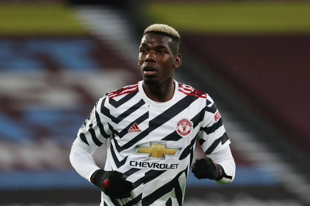 Tiền vệ trung tâm: Paul Pogba (M.U).