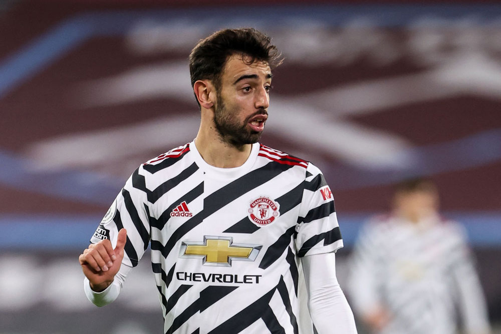 Có đến 13 cầu thủ M.U hưởng lương cao hơn Bruno Fernandes