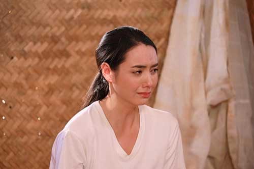 Đang lúc khó khăn nhất, tôi không ngờ lại nhận được cuộc điện thoại của sếp và một tin nhắn từ ngân hàng