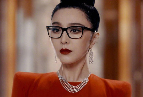 Phim của Phạm Băng Băng lùi chiếu một năm