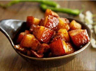 Cách làm thịt lợn kho tiêu ngon khó cưỡng
