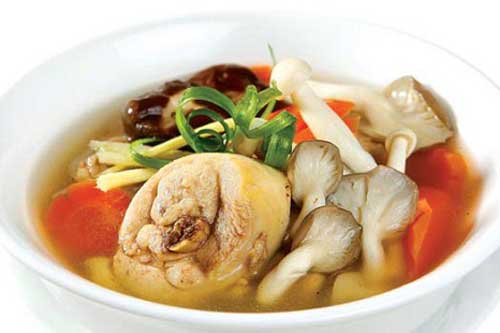 Canh gà thanh đạm cho bữa cơm ngày lạnh, đảm bảo ai ăn cũng mê