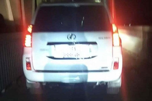 Hà Nội: Phạt tài xế Lexus đi vào làn xe máy trên cầu Thăng Long sau clip phản ánh trên Facebook