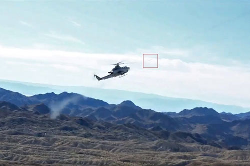 Trực thăng AH-1Z Viper đánh chặn như tiêm kích