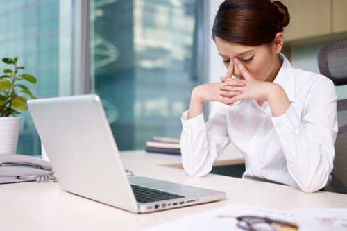 5 động tác đơn giản giảm mỏi mắt nhanh chóng cho dân văn phòng