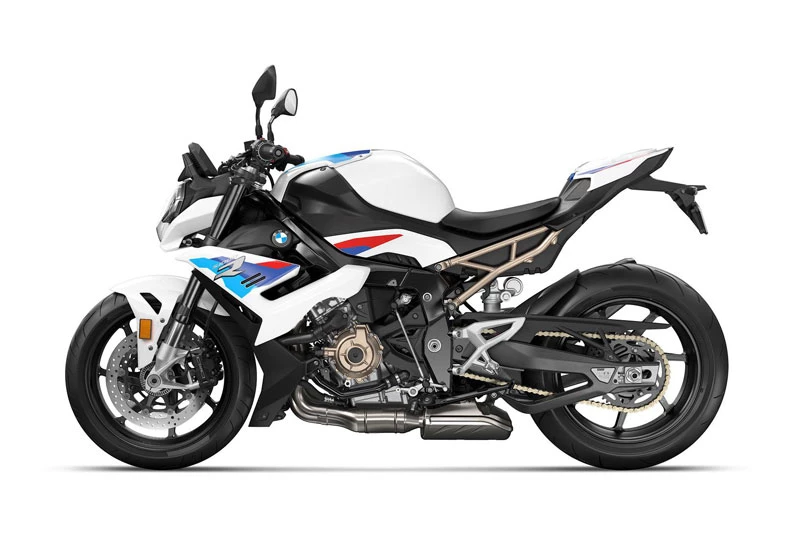 4. BMW S 1000 R (giá: 14.995 USD).