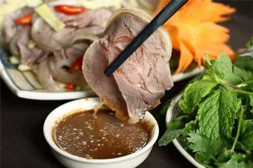 Ăn thịt chó nhớ tránh xa những món này