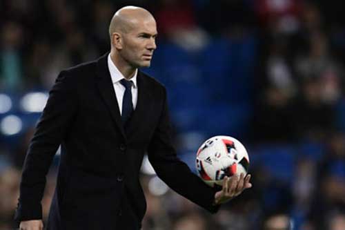 Juventus vẫn tơ tưởng Zidane