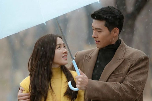 "Hạ cánh nơi anh" vẫn "càn quét" những giải thưởng lớn