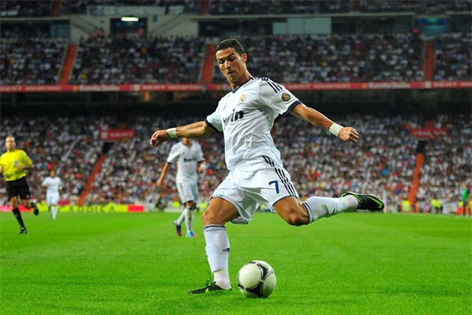 Ronaldo trước kia rất tích cực dứt điểm