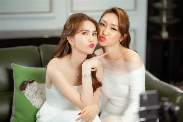 Tình bạn hơn 12 năm của Ngọc Trinh và bạn gái diễn viên Chi Bảo