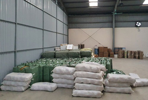 Thanh Hoá: Kinh doanh thực phẩm không rõ nguồn gốc, chủ cơ sở bị phạt gần nửa tỷ đồng