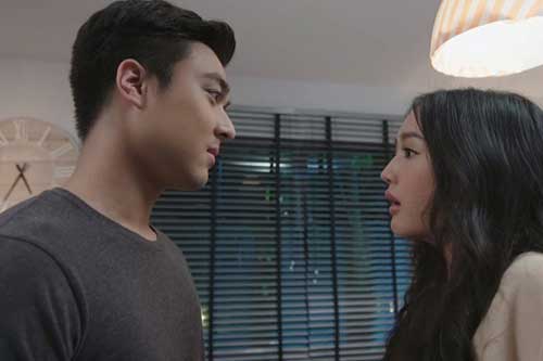 Ngay trong đêm tân hôn với vợ mới, chồng cũ đã phải gục xuống nhớ về lời cảnh báo của vợ cũ khi ly hôn: "Đời anh sẽ xuống dốc"