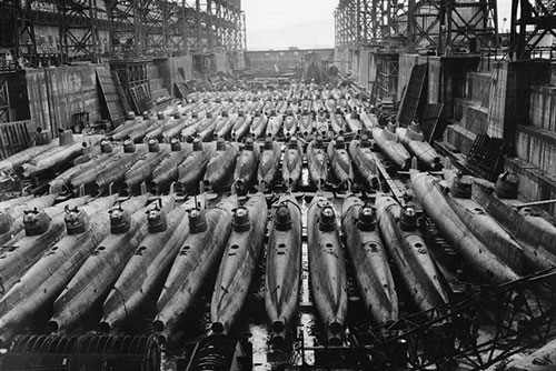 Cận cảnh xưởng tàu ngầm mini của đế chế Nhật Bản