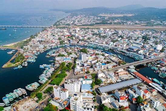 Phú Quốc thành thành phố đảo đầu tiên tại Việt Nam. Ảnh: Dân trí.