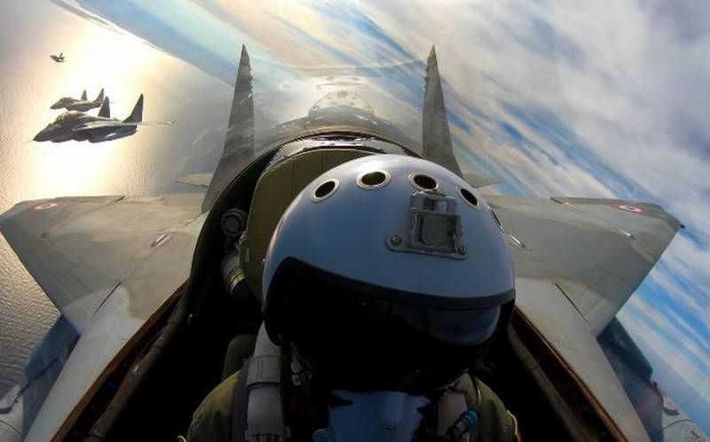 Không quân Ai Cập tấn công sát biên giới Libya