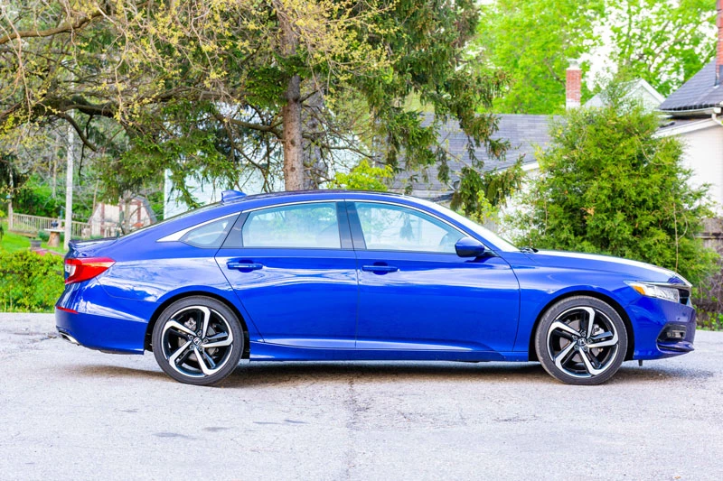 5. Honda Accord Sport 2.0T.