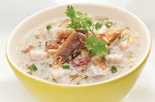 Cách nấu cháo cá chép không tanh cho mẹ bầu