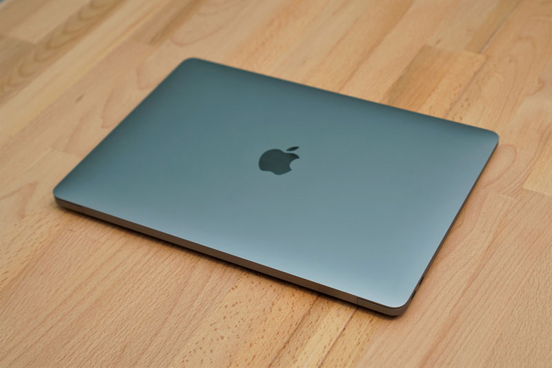 Top 10 laptop lý tưởng nhất cho học sinh, sinh viên: Gọi tên MacBook Air