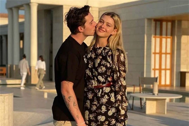 Brooklyn Beckham và con gái tỷ phú ký hợp đồng hôn nhân - 2