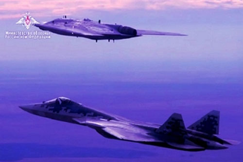 Bước tiến dài của UCAV S-70 Okhotnik