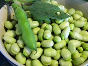 8 loại rau củ không nấu kỹ sẽ gây ngộ độc cơ thể