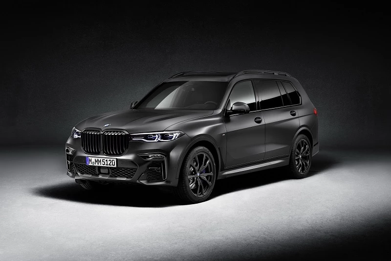 BMW X7 Dark Shadow Edition