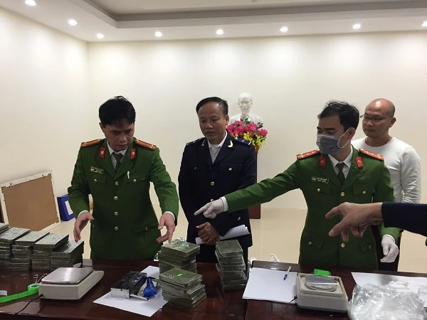 Tang vật nghi là ma túy vừa bị bắt giữ ở Nghệ An.