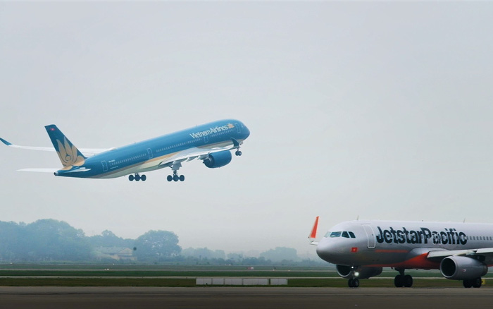 Cứu sống hành khách bị đột quỵ tại sân bay Tân Sơn Nhất