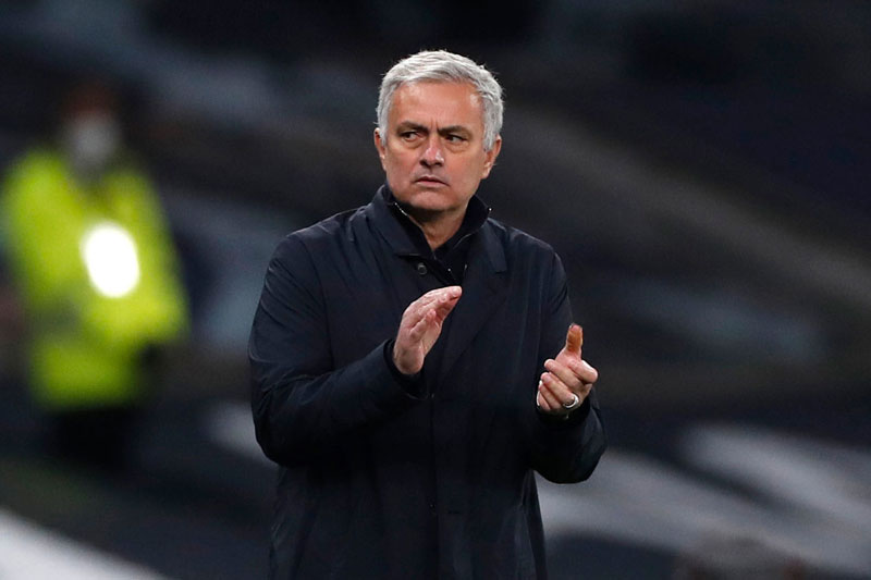 Man Utd bị loại khỏi Champions League, Jose Mourinho lập tức lên tiếng