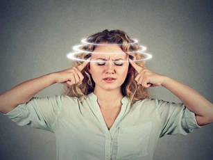 Những dấu hiệu nhận biết sớm người sắp bị đột quỵ và cách xử trí