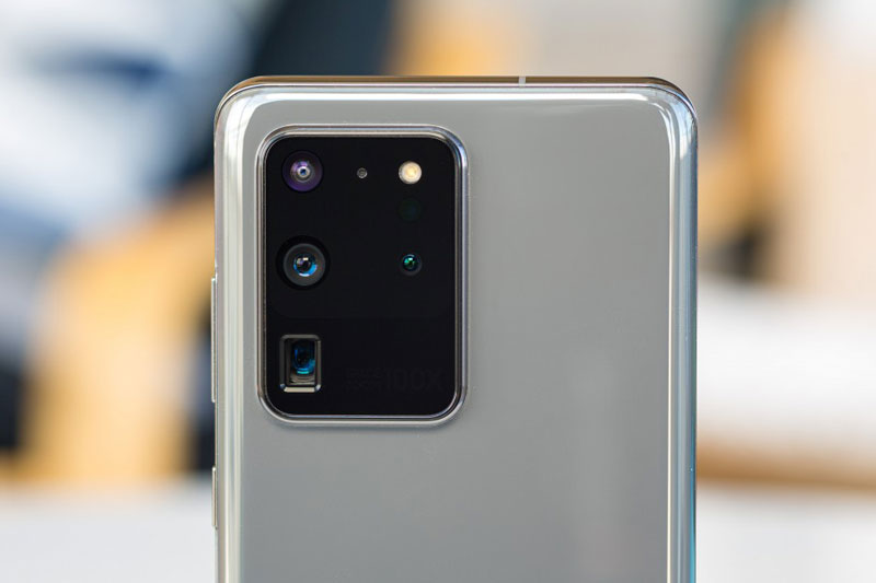 Samsung Galaxy S20 Ultra giảm giá 8,8 triệu đồng tại Việt Nam