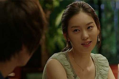 Vừa về ra mắt xin cưới, mẹ bạn trai giao kèo: "Thời nay mua trâu phải được nghé" nhưng ngay sau đấy bà phải tái mặt trước ứng xử của nàng dâu tương lai