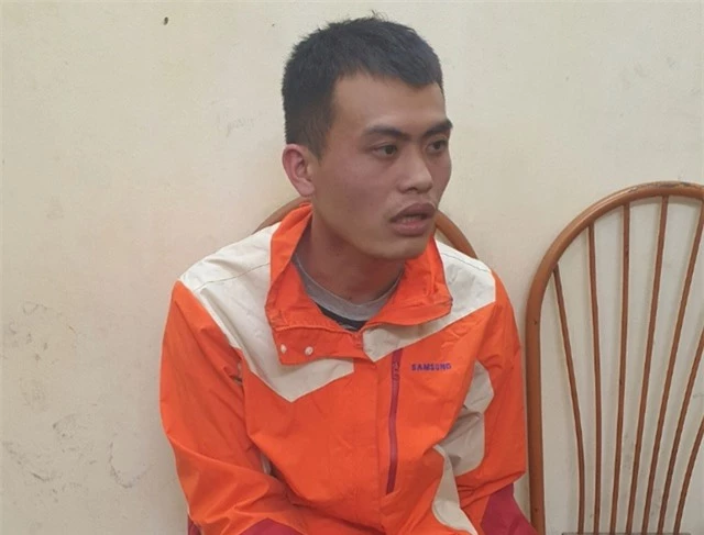 Khởi tố vụ đâm gục bảo vệ, cướp điện thoại ở cửa hàng Thế giới di động - 1 Khởi tố vụ đâm gục bảo vệ, cướp điện thoại ở cửa hàng Thế giới di động - 1