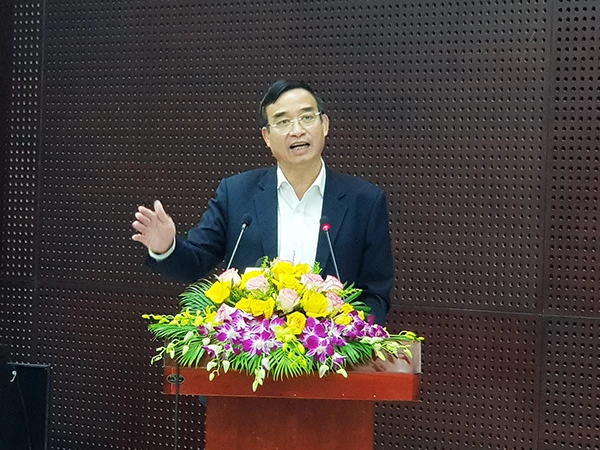 Tân Chủ tịch UBND TP Đà Nẵng Lê Trung Chinh phát biểu tại hội nghị tổng kết kết tác cải cách hành hành chính 2011 - 2020 của TP Đà Nẵng sáng 11/12