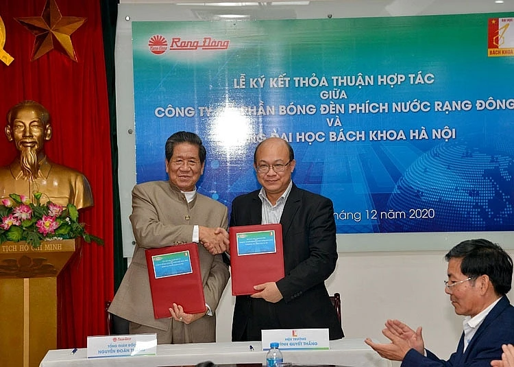 Bóng đèn Phích nước Rạng Đông ký thỏa thuận hợp tác với Đại học Bách khoa Hà Nội