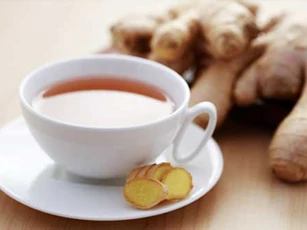 Trà gừng giúp bà bầu phòng chống cảm lạnh ngày mưa