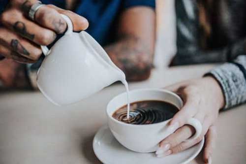 Vì sao không nên uống cà phê vào mùa lạnh?