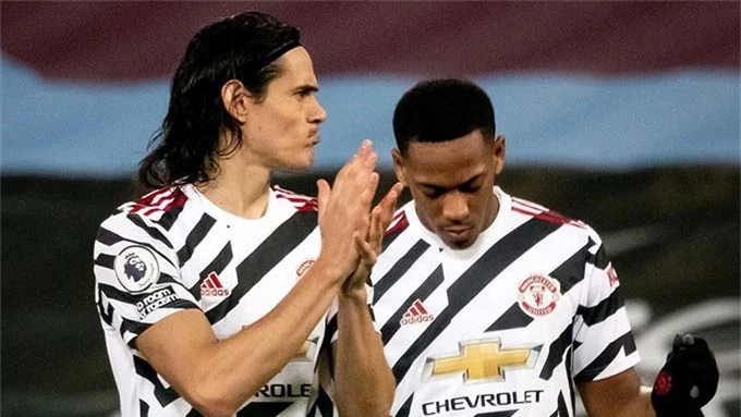 Cavani và Martial khó có cơ hội đá chính ở trận derby Manchester