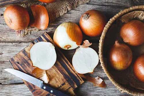 Những sai lầm khi đun nấu có thể biến hành tây thành chất độc