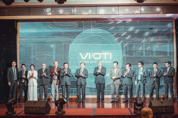 Lễ ra mắt Viện Sáng tạo và Chuyển đổi số (VIDTI) vừa được diễn ra ngày 11/12/2020 tại Hà Nội.