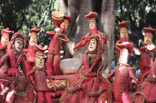 12 phong tục kỳ lạ trên khắp thế giới ít người biết