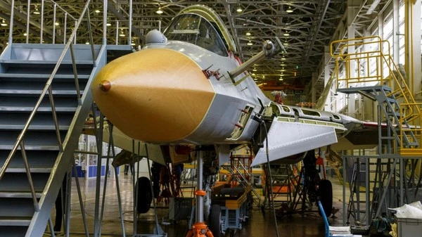 Nga ứng dụng công nghệ cao cho quá trình lắp ráp Su-57. Ảnh: TASS.