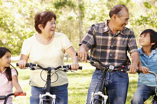 Cách bảo vệ và duy trì sức khỏe xương khớp sau tuổi 50