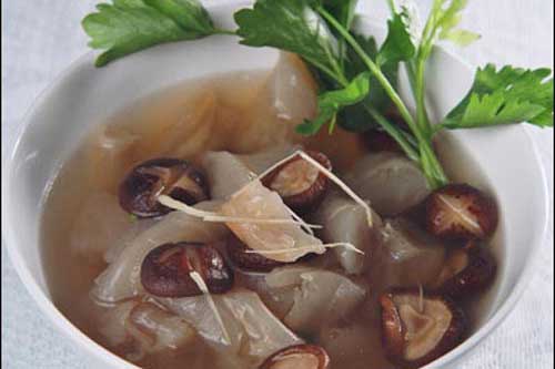 Những món ăn ngon giúp bồi bổ sức khỏe từ nấm hương