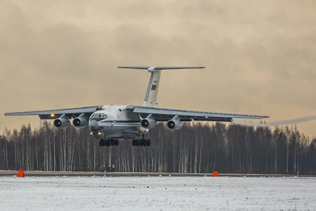 Nga đã gửi tới 10 máy bay vận tải tới Armenia chỉ trong một ngày. Ảnh: Avia-pro.